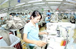 Việt Nam đứng đầu về tuân thủ tiền lương tối thiểu ngành dệt may
